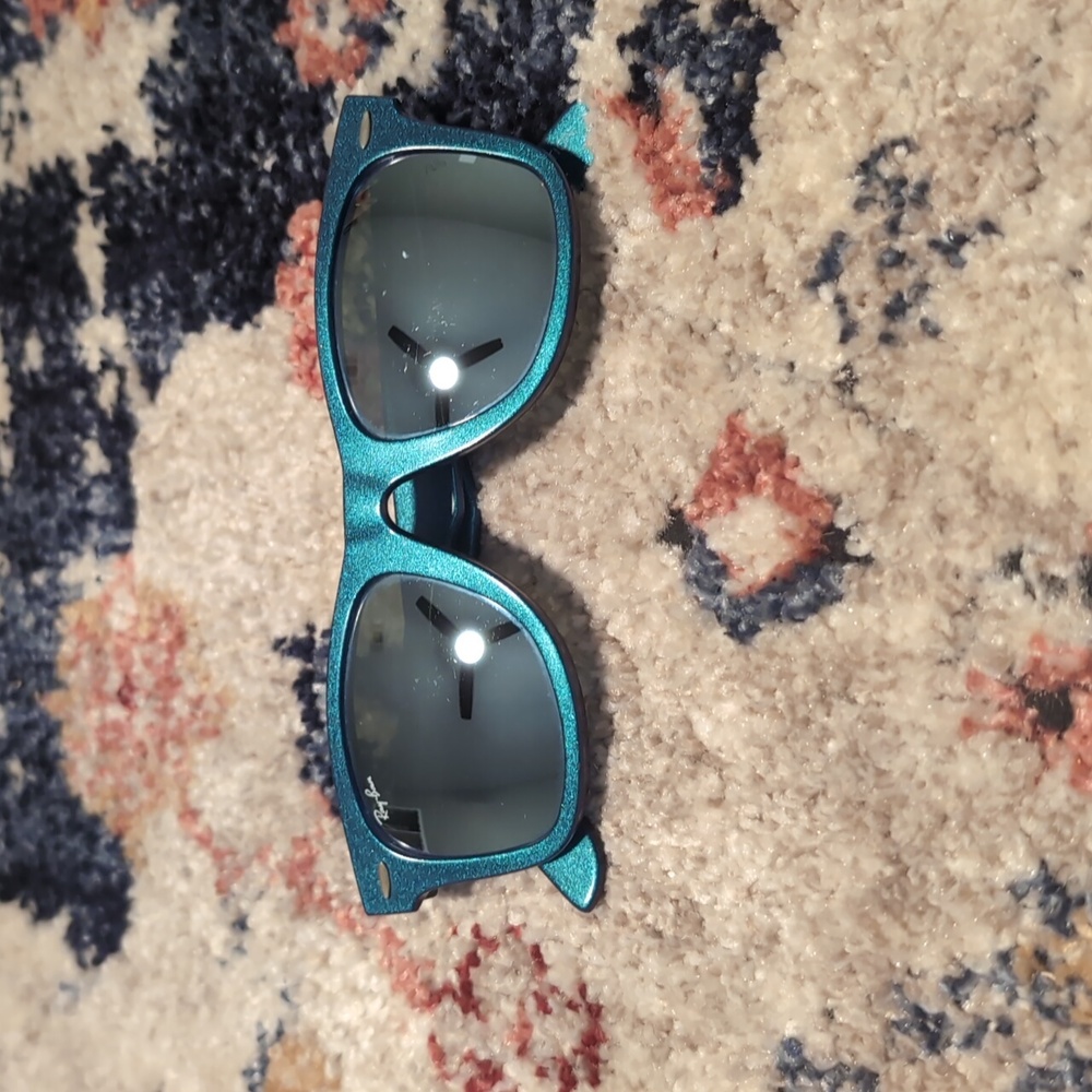Ray-Ban Cosmo Wayfarer